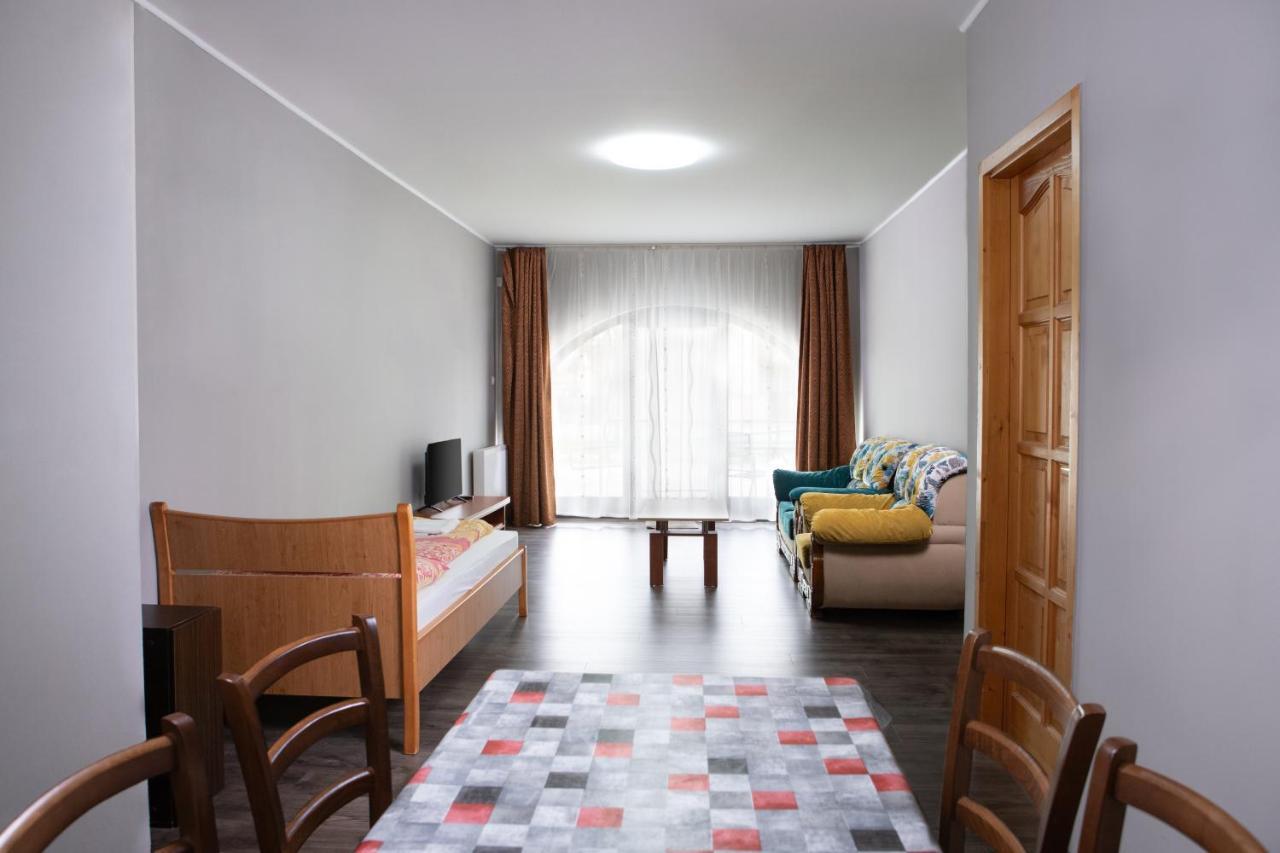 Apartman Centrum Morahalom Luaran gambar